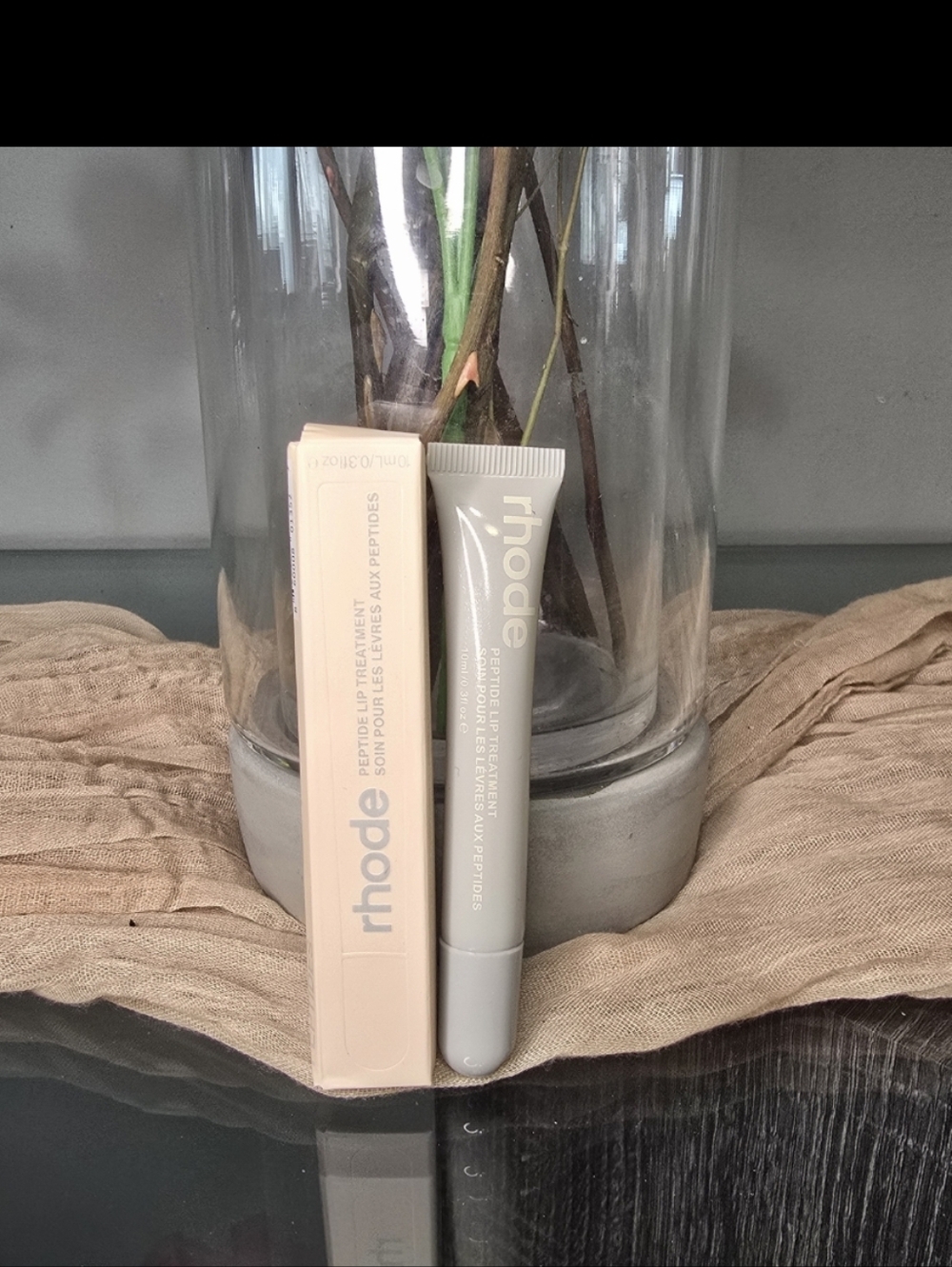 Rhode Peptide Lip Treatment Salted Caramel - Picture 4 of 4